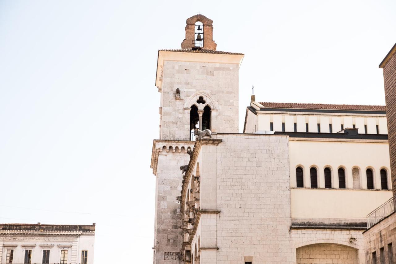 B&B 30 Mt Dal Duomo Беневенто Экстерьер фото